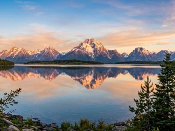 Best Places to Visit in Wyoming: The Ultimate 2026 Travel Guide photo
