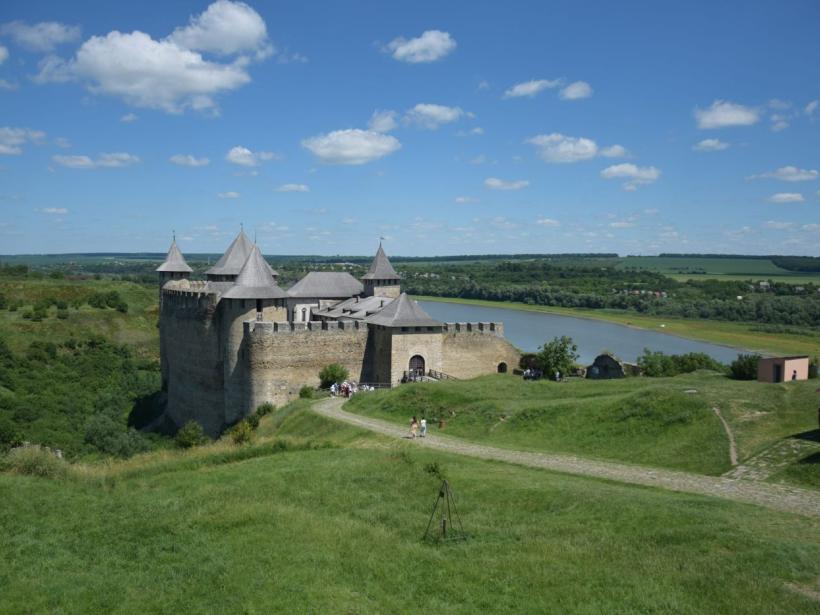 Куди поїхати на вихідні в Україні: 7 перевірених маршрутів photo